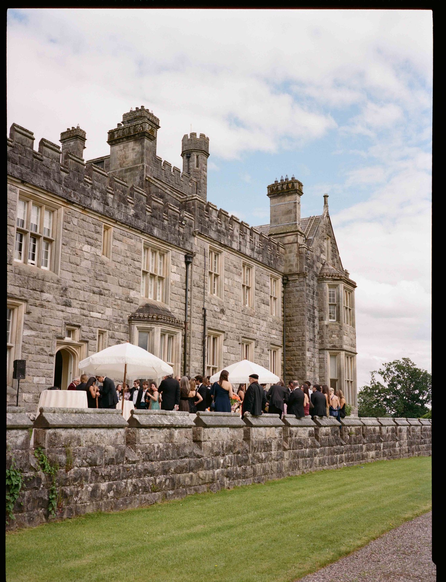 Ireland. Dublin — 55